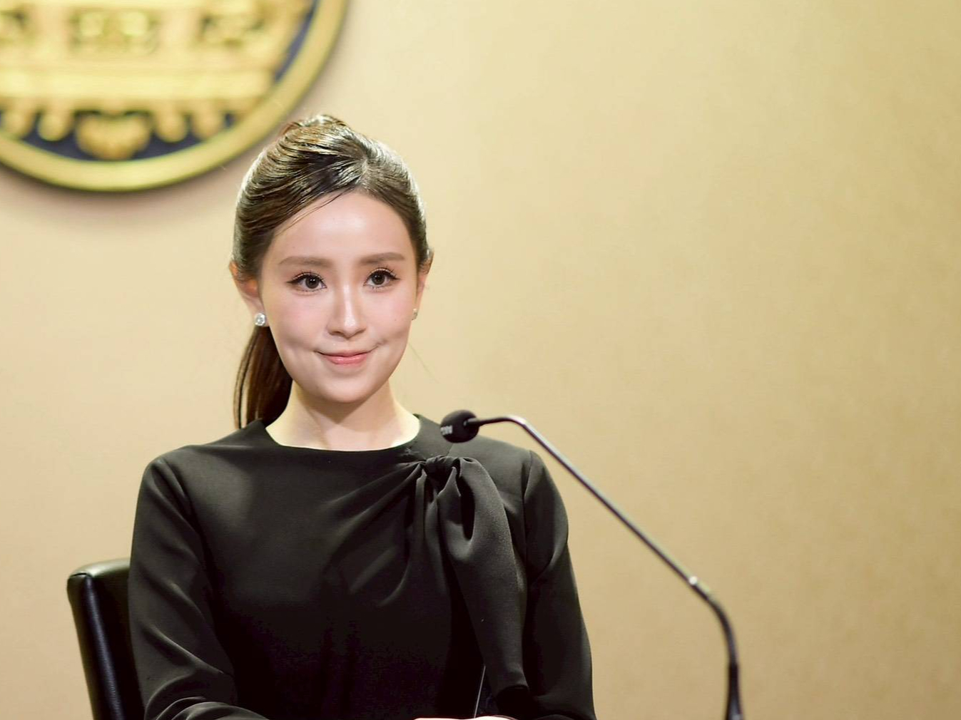 ครม. มอบ ศธ. เจ้าภาพใหญ่ผนึกกำลังหน่วยงาน เร่งแก้ปัญหา รร.สังกัด สพฐ. เมินออกใบรับรองวุฒิ เหตุเด็กค้างค่าเทอม
